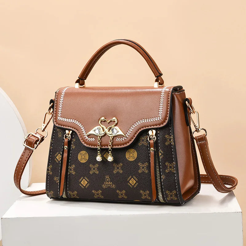 Elegant Designer Shoulder Bag for Women 2026 – Luxury Square Fashion Handbag