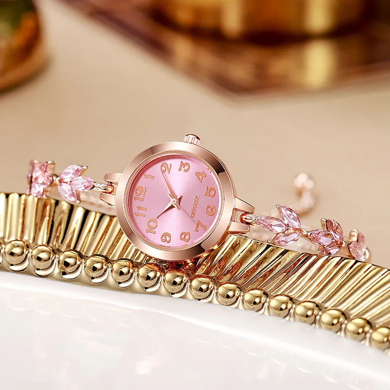 Elegant Women’s Quartz Watch – Luxury Rhinestone Bracelet Watch Gift