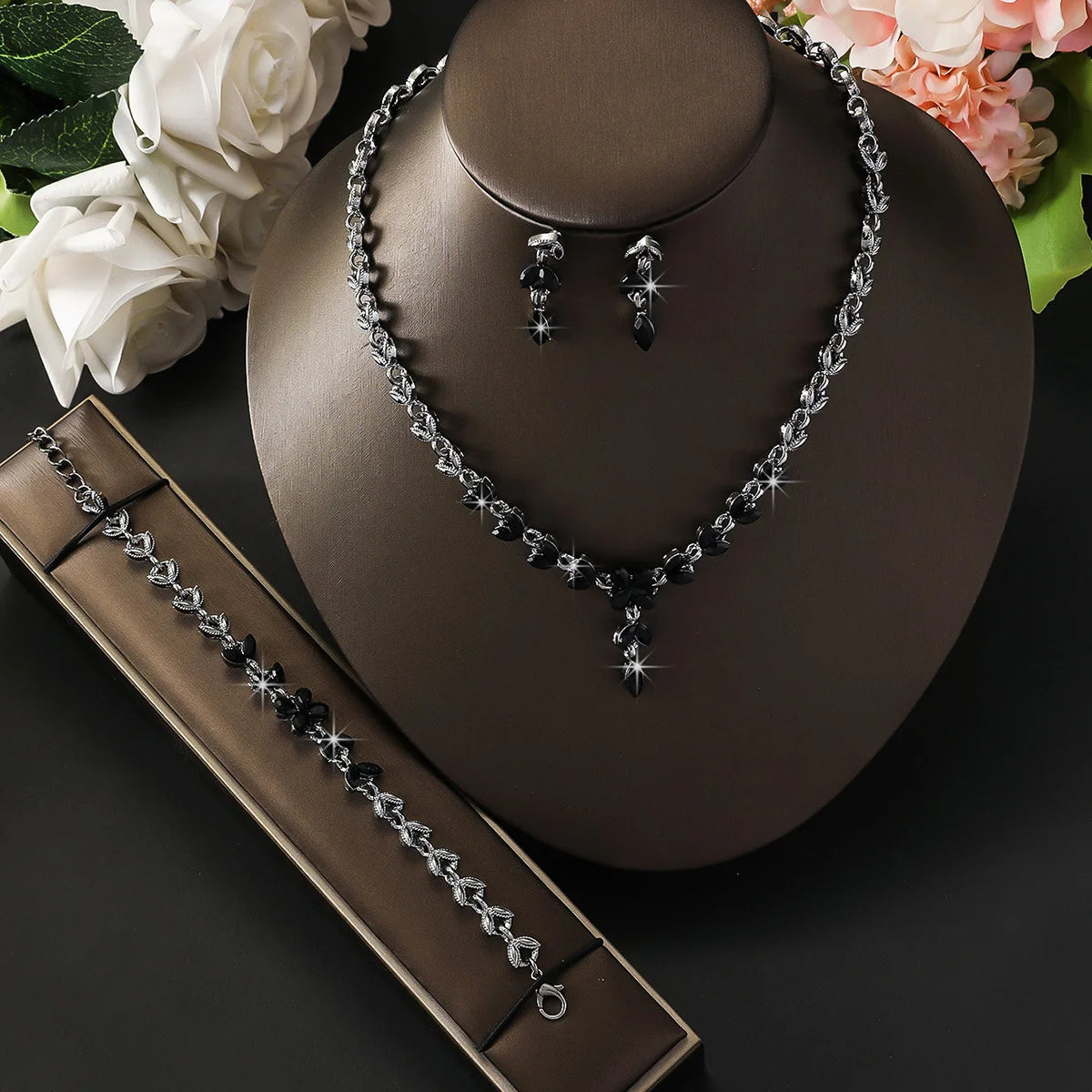 Bridal Leaf Waterdrop Jewelry Set – Earrings & Necklace Luxury Wedding Accessories