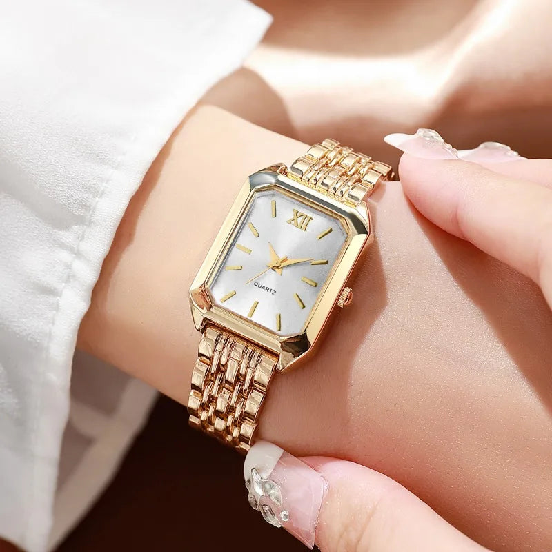 Noverlla™ Elegant Women's Rhinestone Watch & Jewelry Set | 5-Piece Quartz Gift Collection