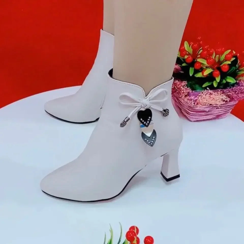 Noverlla™ Chic High Heel Boots – Stylish Women's Ankle Boots
