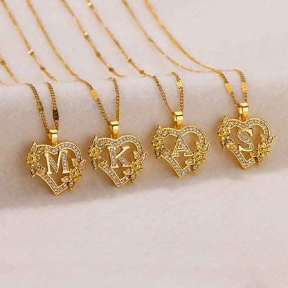 Noverlla™ Personalized Initial Heart Necklace | Gold Stainless Steel Jewelry
