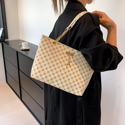 Elegant Soft Leather Tote Bag for Women – Large Shoulder Bag with Charm