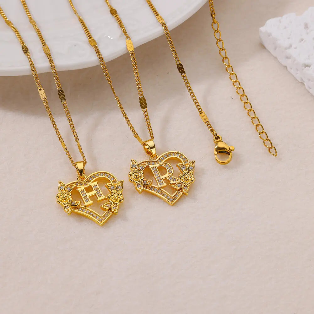 Noverlla™ Personalized Initial Heart Necklace | Gold Stainless Steel Jewelry
