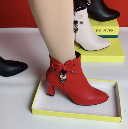 Noverlla™ Chic High Heel Boots – Stylish Women's Ankle Boots