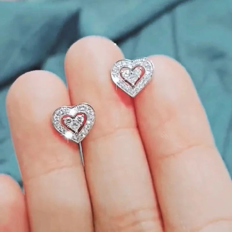 Noverlla™ Luxury Round CZ Stud Earrings | Sparkling Everyday Elegance
