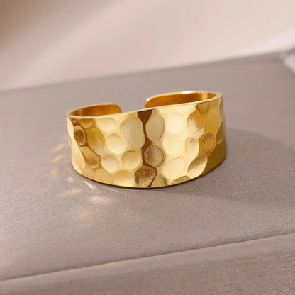 Noverlla™ Luxury Gold Stainless Steel Ring | Timeless Elegance for Women
