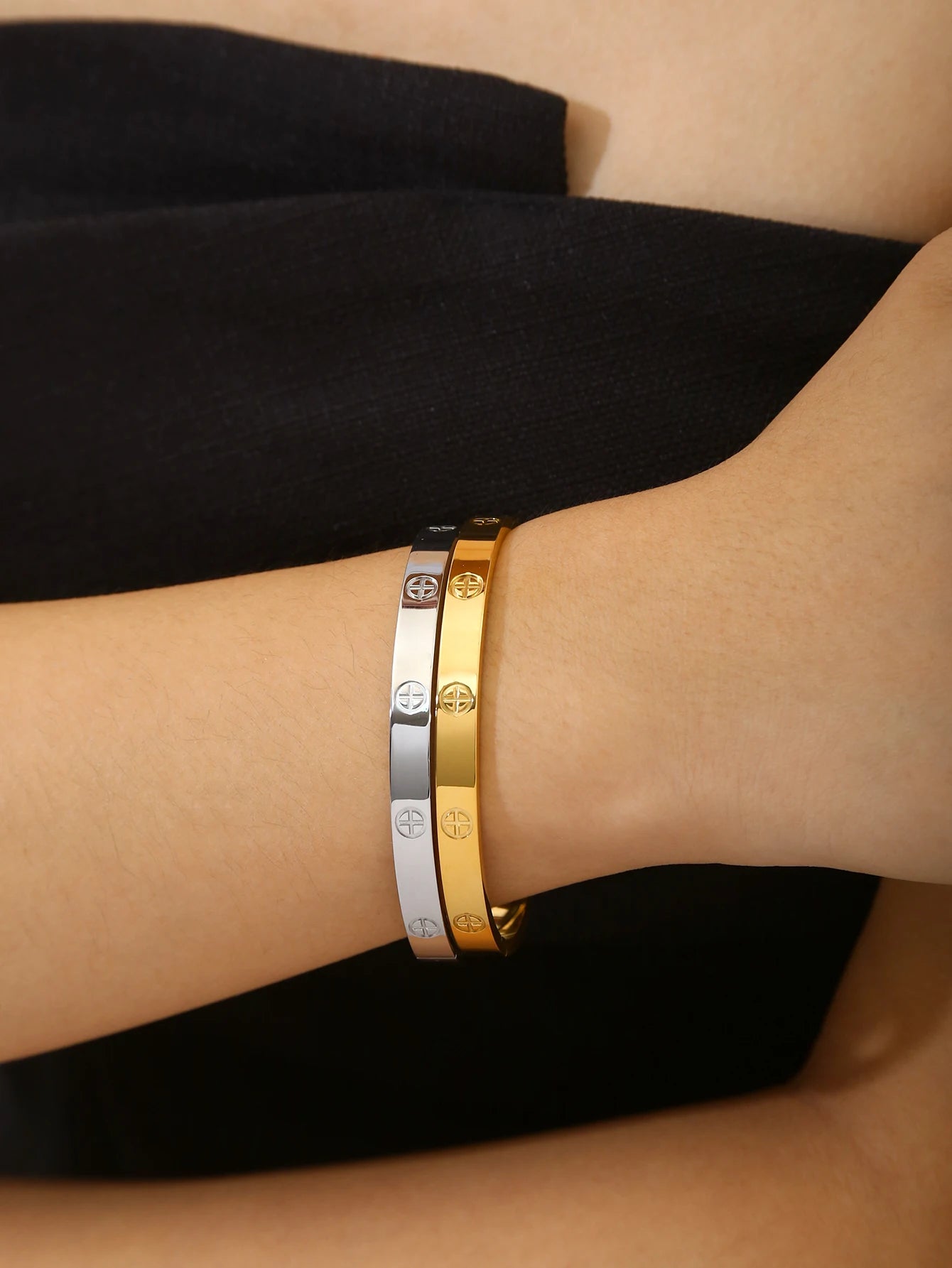 Luxury 18K Gold Plated Bracelet for Women – Stainless Steel Jewelry Gift