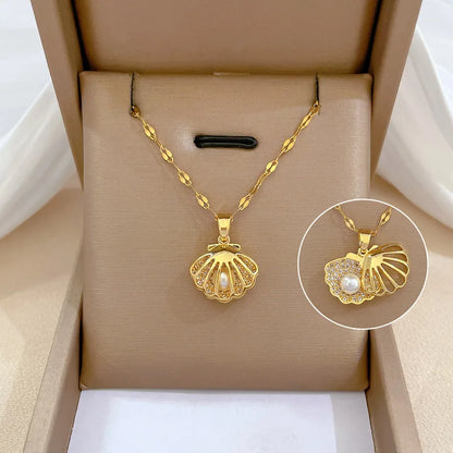 Noverlla™ Luxury Shell Pearl Pendant Necklace | French Vintage Elegance