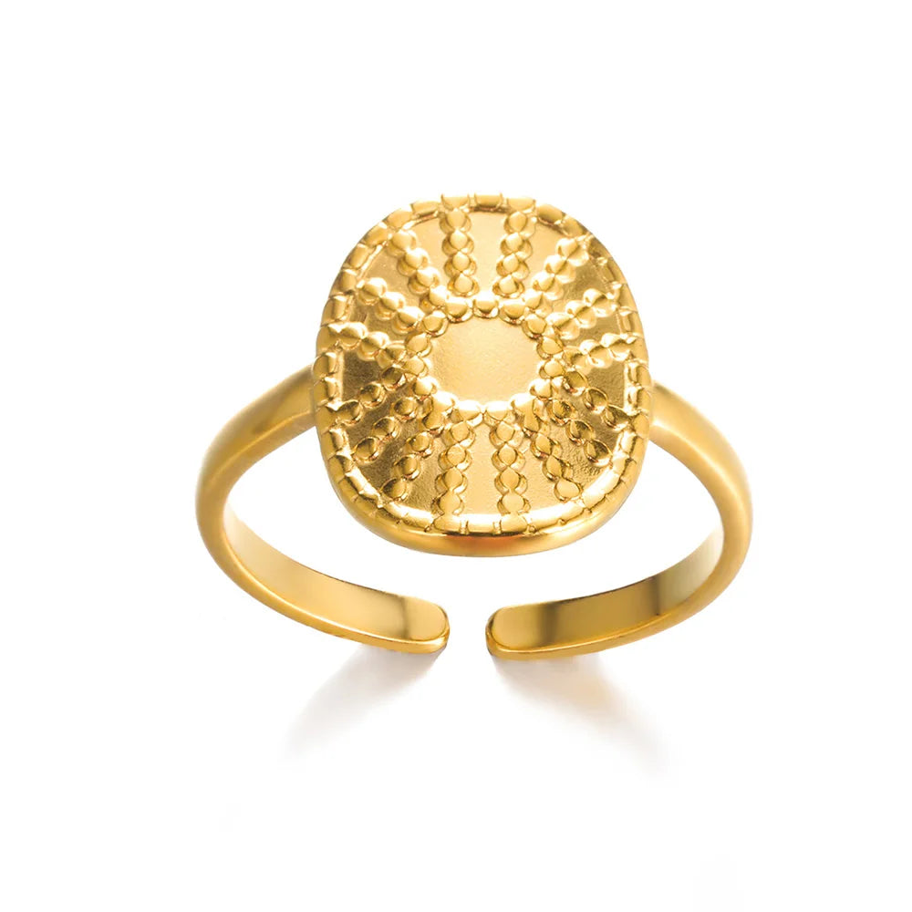Noverlla™ Luxury Gold Stainless Steel Ring | Timeless Elegance for Women