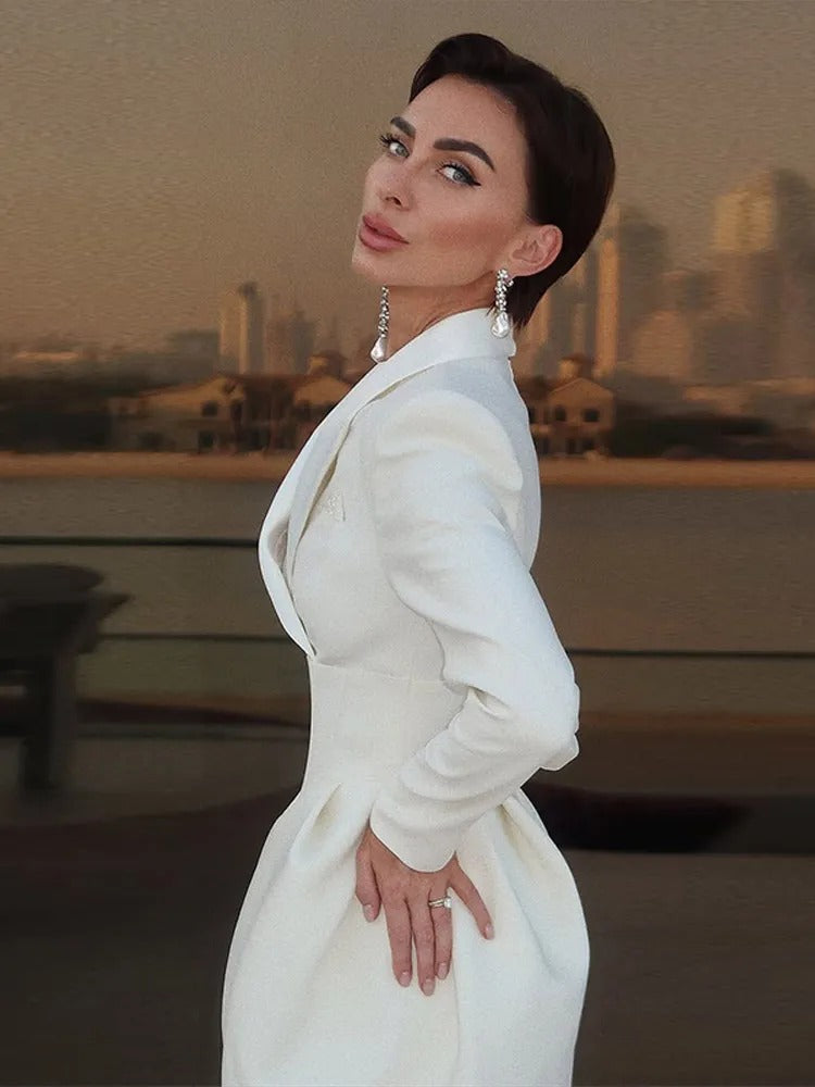Elegant Waist-Cinching Mini Dress